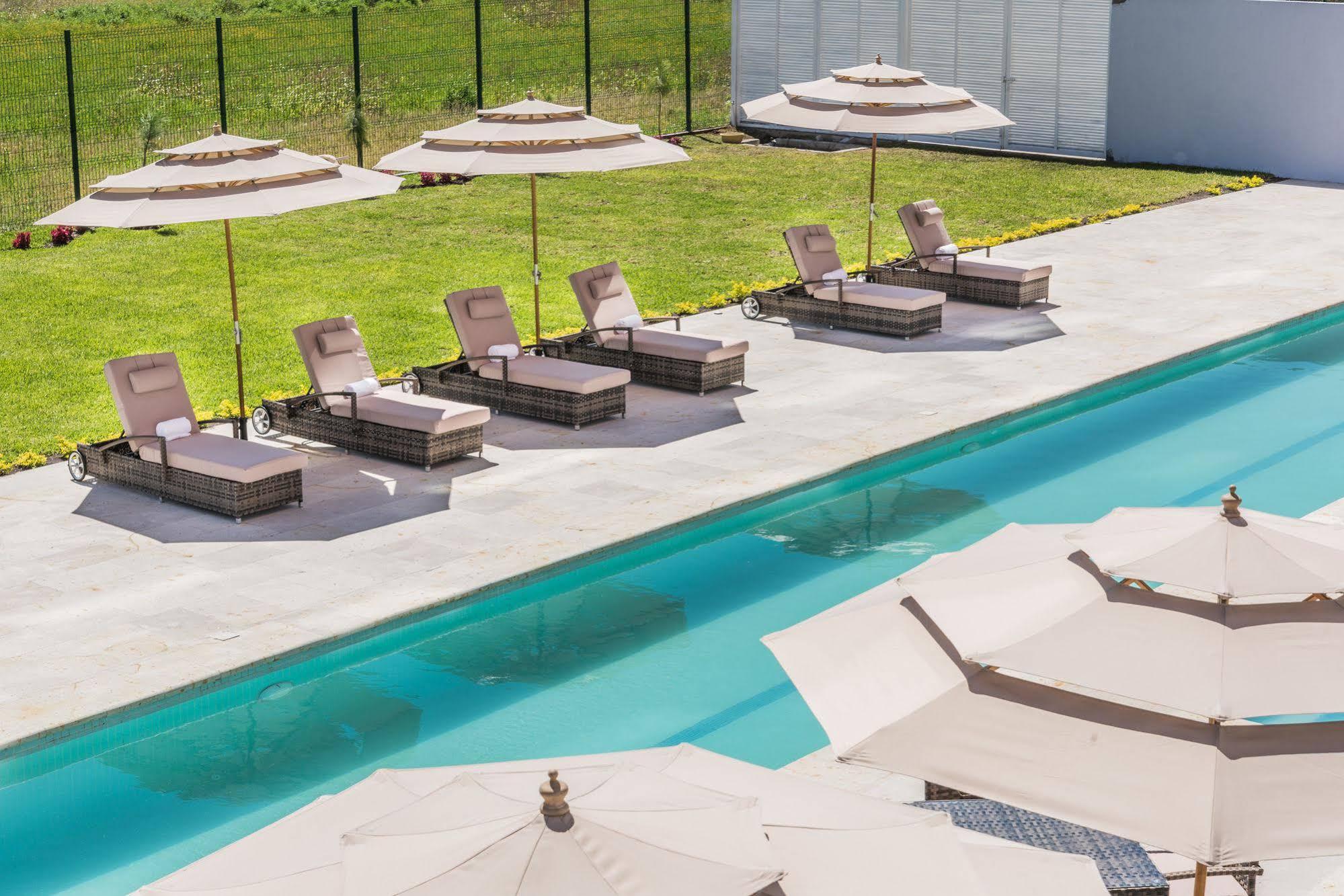 Hampton Inn & Suites By Hilton Salamanca Bajio Exteriör bild